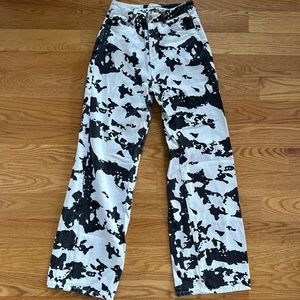 Bailey Rose Cow Print Wide-Leg Jeans (XS)